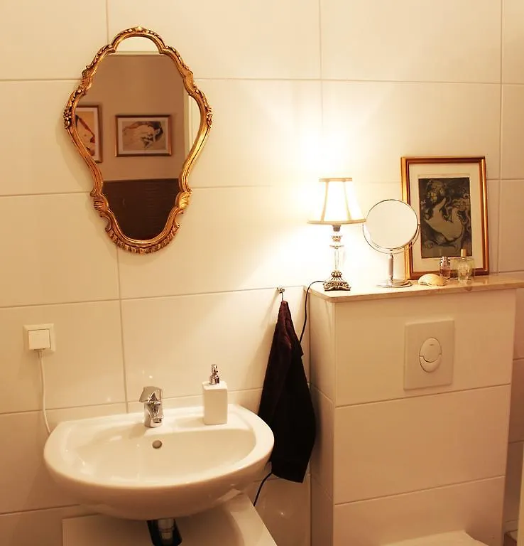 Refugium Der Liebe In Berlin Apartment 0*,  Germany